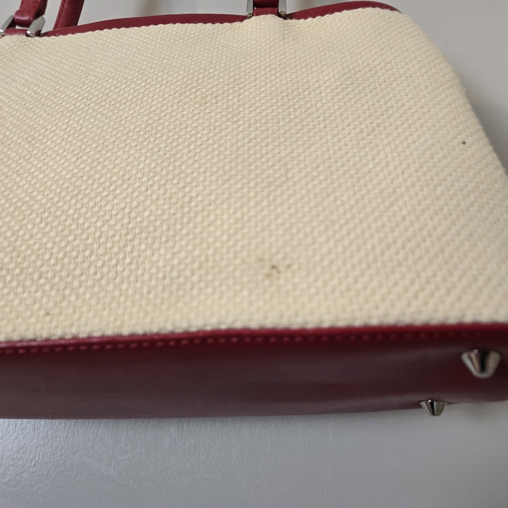 Isabella Fiore Red and Cream Floral Satchel - Picture 4 of 8